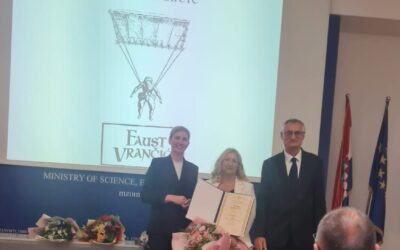 Učiteljica Alenka Šimić je dobitnica državne nagrade Faust Vrančić!